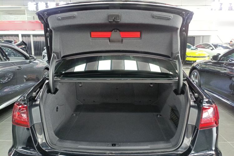 Used Audi A6L 2018 30th Anniversary Edition 35 TFSI Fashion Model
