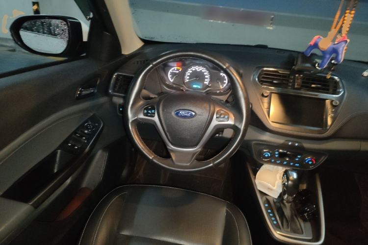 Used Ford Escort 2015 1.5L Automatic Fashion Model