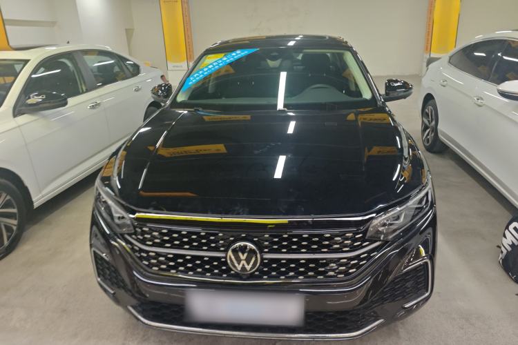 Used Volkswagen Passat 2025 Outstanding Model 380TSI Starry Dragon Glorious Edition Front