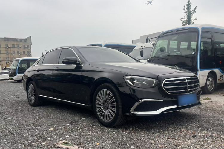 Used Mercedes-Benz E-Class 2023 Updated E 300 L Fashion Edition Exterior 7