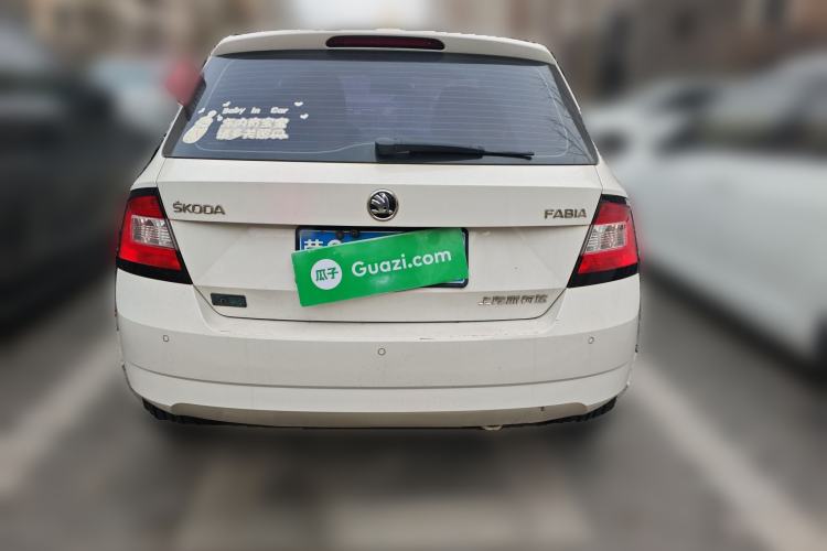 Used Skoda Fabia 2016 1.4L Automatic Car Enjoy Edition