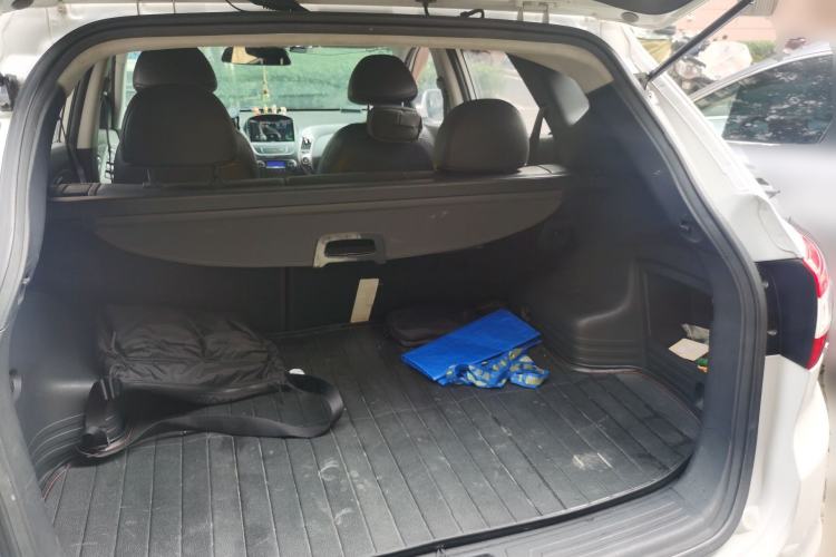 Used Hyundai ix35 2013 2.0L Automatic Two-Wheel Drive Smart GLS China IV Standard