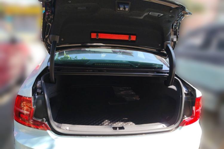 Used Volvo S90 2017 T4 Zhiyi Edition