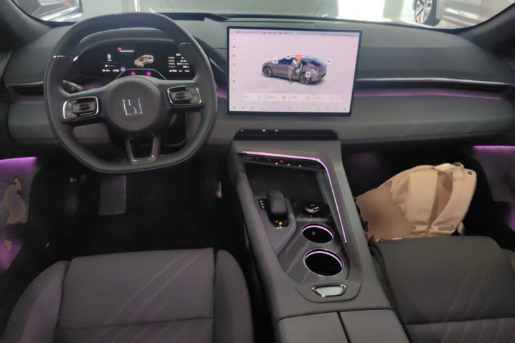 Used Zeekr 001 2025 YOU Edition 100 kWh All-Wheel Drive
