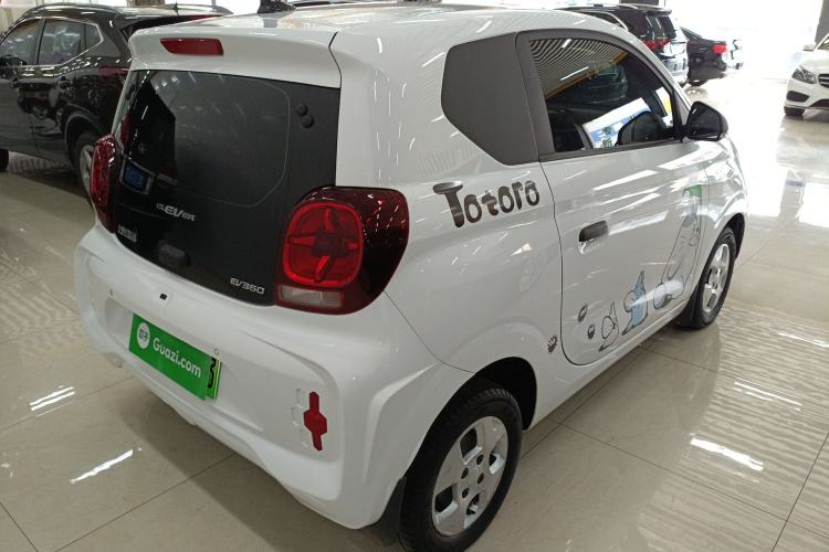 Used Roewe Clever 2021 302 km New Four-Seater Super-Efficient Version Rear Right 45 Deg