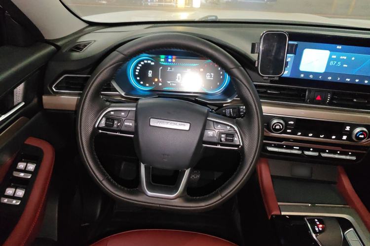 Used JETOUR X70 2023 1.5T DCT Overpass PRO+ Edition 7 Seats
