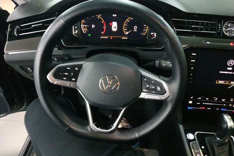 Used Volkswagen Magotan 2020 330TSI DSG Luxury Edition Steering Wheel