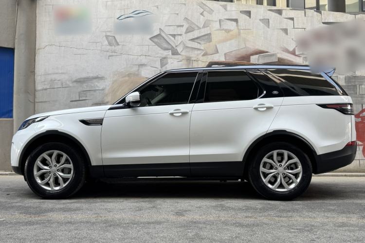 Used Land Rover Discovery 2018 3.0 SC V6 SE Exterior 3