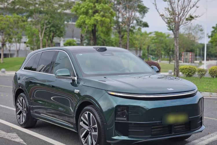 Used Li Auto L6 2024 Max Front Right 45 Deg