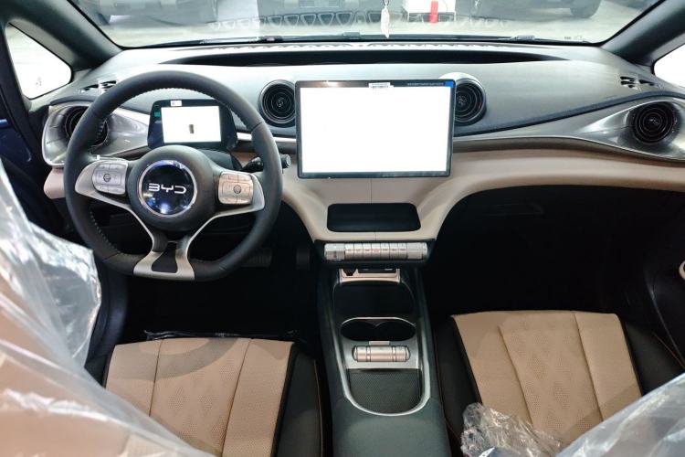 Used BYD Dolphin 2025 420km Free Edition