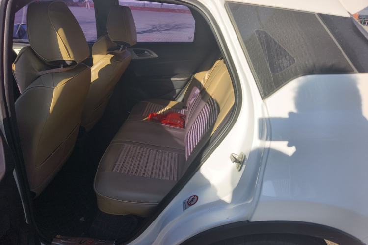 Used Brilliance V3 2015 1.5T Manual Urban Model
