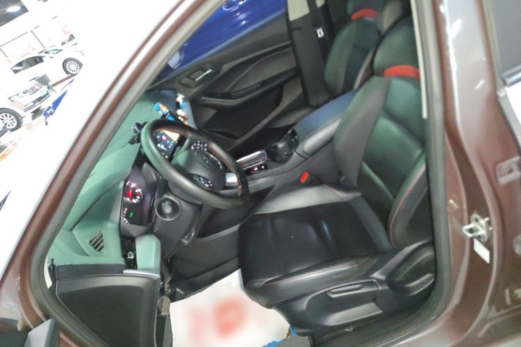 Used MG 5 2021 180 DVVT CVT Youthful Style Edition
