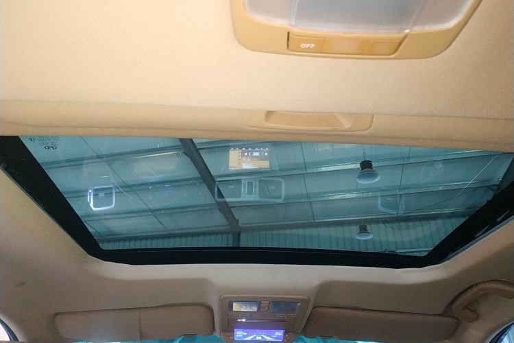 Used Huatai Boliger 2012 1.8T Manual Two-Wheel Drive Smart Edition Headliner