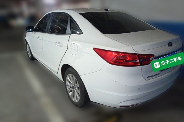 Used Ford Escort 2015 1.5L Automatic Fashion Model Rear Left 45 Deg