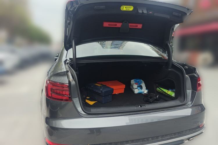 Used Audi A4L 2019 40 TFSI Fashion Edition China VI Emission Standard