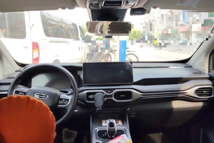 Used Geely Auto Haoyue 2020 1.8TD DCT Flagship 7-Seater Center Console