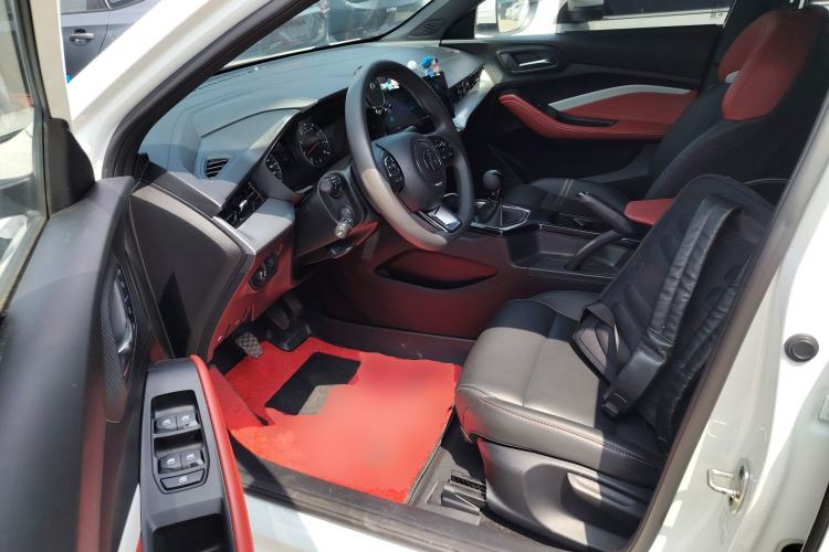 Used MG 5 2021 180 DVVT Manual Youth Luxury Edition
