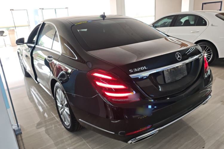 Used Mercedes-Benz S-Class 2019 S 320 L
