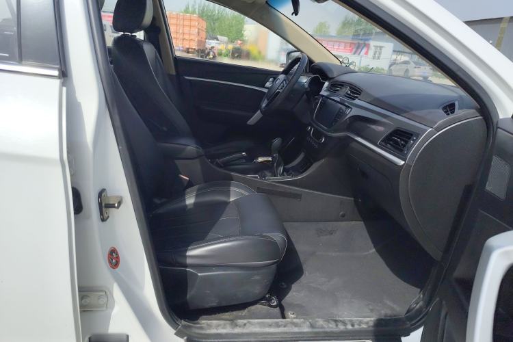 Used Geely Auto Emgrand 2017 Sedan Million Edition 1.5L Manual Upward Connect Version