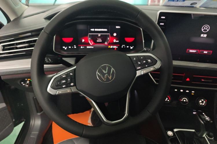 Used Volkswagen Sagitar 2023 300TSI DSG Excellence Edition Steering Wheel