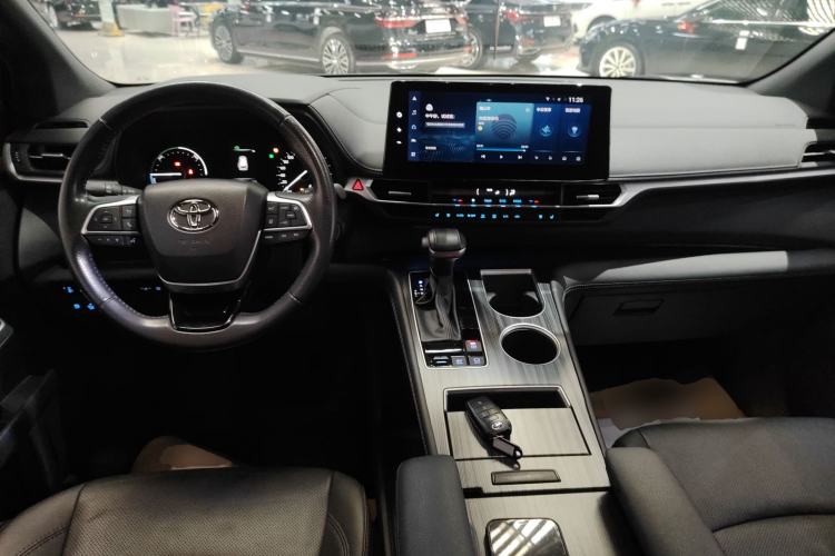 Used Toyota Sienna 2021 2.5L Hybrid Premium Edition
