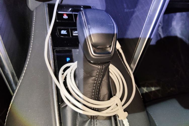 Used Toyota Harrier 2022 Dual-Engine 2.5L CVT Four-Wheel Drive Luxury Edition
