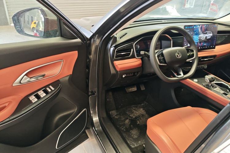 Used Changan CS75 2026 Model PRO 1.5T DCT Prestige 7-Seater
