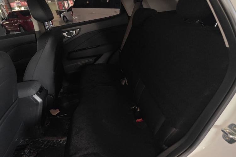 Used Wuling Alvez 2022 1.5L Manual Comfort Version Left Rear Seat