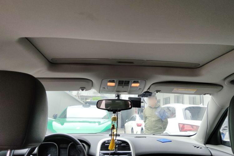 Used Chevrolet Malibu 2014 2.0L Automatic Luxury Edition Headliner