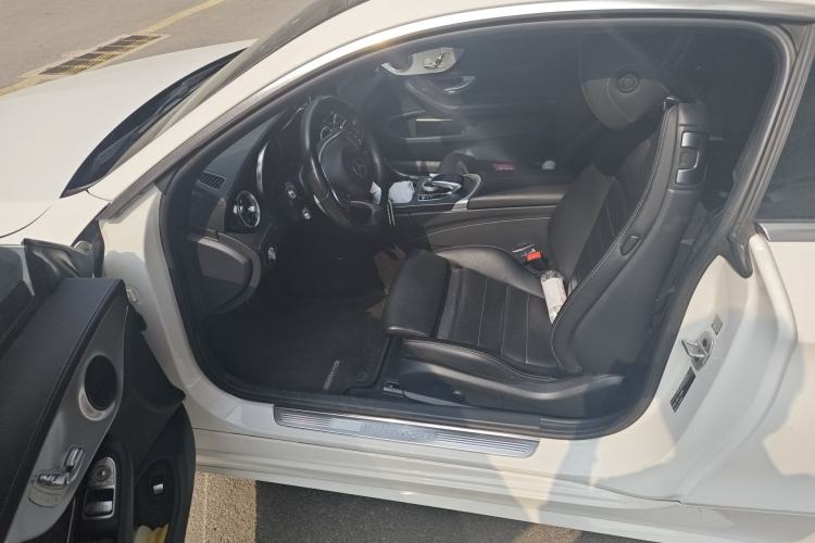 Used Mercedes-Benz C-Class 2016 C 200 4MATIC Coupe Driver Seat