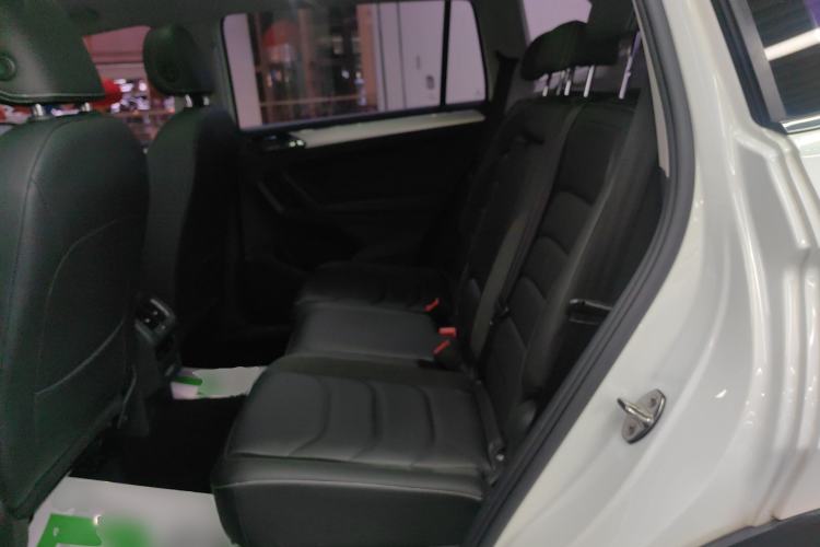 Used Volkswagen Tiguan L 2019 330TSI Automatic Two-Wheel Drive Smart Luxury Version China V Emission Standard