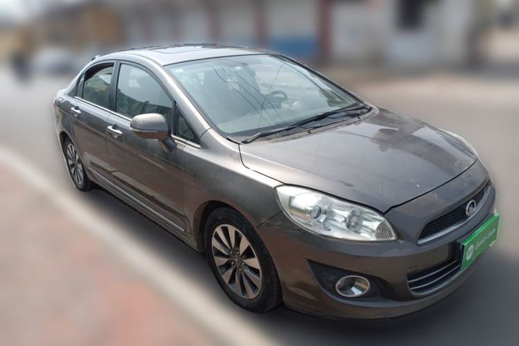 Used Great Wall C50 2013 1.5T Manual Elite Edition Front Right 45 Deg