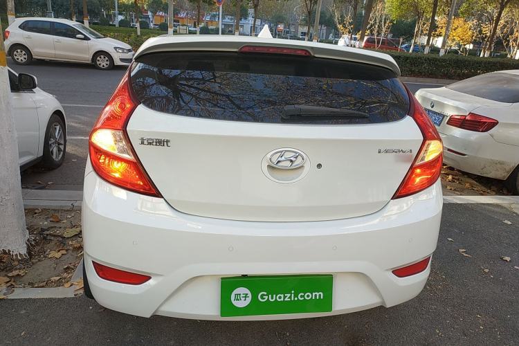 Used Hyundai Verna Ray 2016 1.4L Automatic Leading-Edge GLX Exterior 4