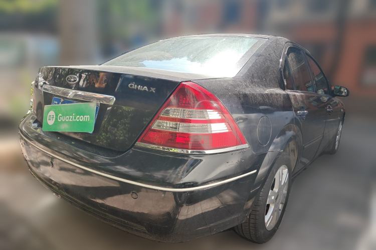 Used Ford Mondeo 2004 2.0L Deluxe Edition
