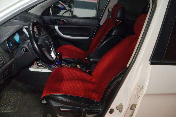 Used CHANGAN CS35 2015 1.6L Manual Luxury Model China IV Standard
