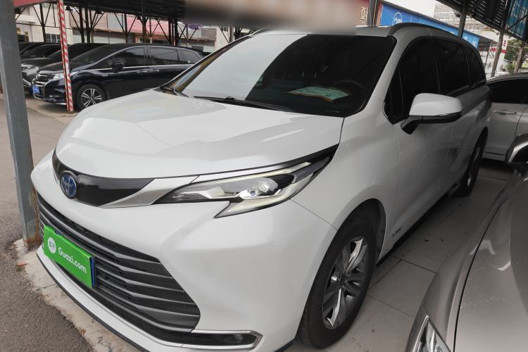 Used Toyota SIENNA 2021 2.5L Hybrid Premium Edition