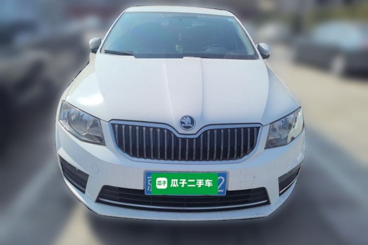 Used Skoda Octavia 2017 1.6L Manual Front-Wheel-Drive Version