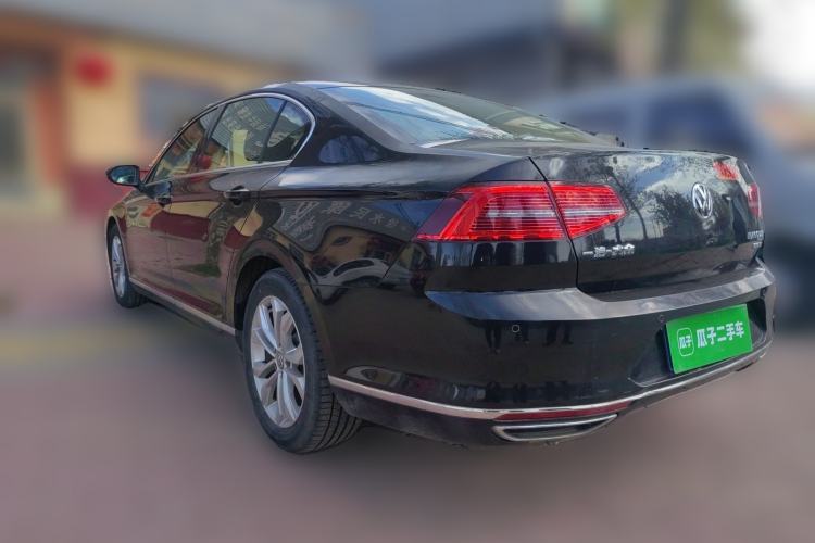 Used Volkswagen Magotan 2018 330TSI DSG Luxury Model Exterior 3