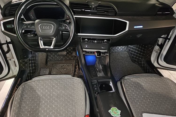 Used Audi Q3 2021 35 TFSI Fashion Dynamic Model