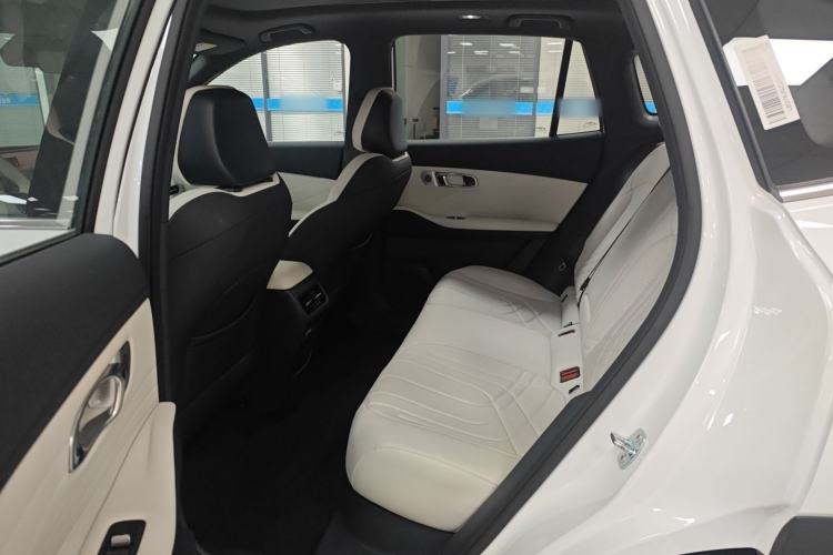 Used Geely Galaxy Galaxy Xingjian 7 EM-i 2025 120km Exploration+ Version