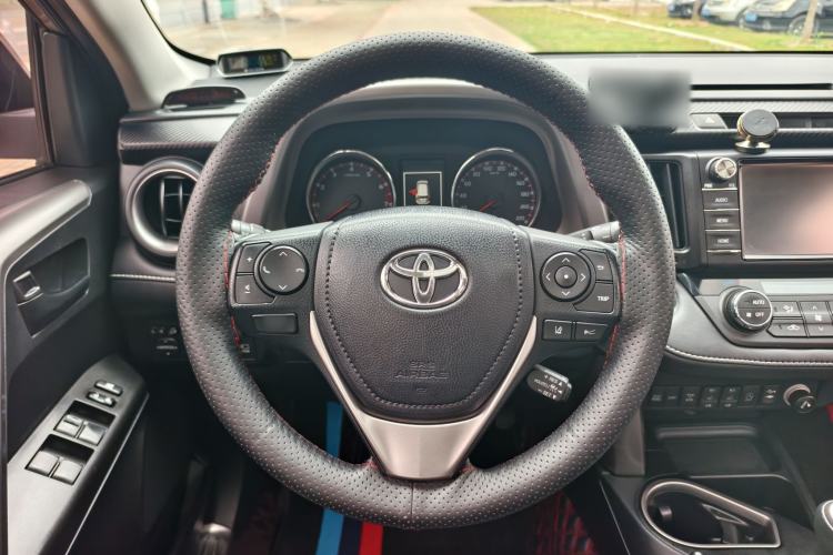 Used Toyota RAV4 2018 2.5L Automatic 4x4 Elite i Edition
