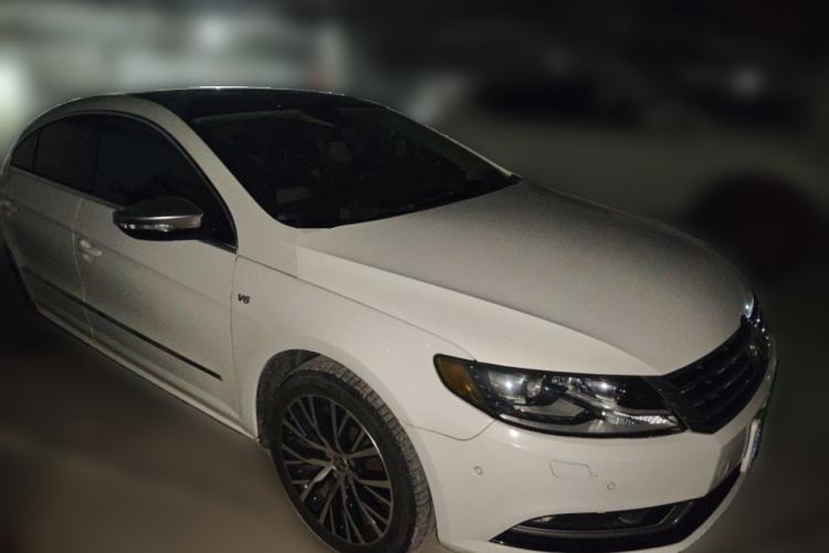 Used Volkswagen FAW-Volkswagen CC 2013 3.0 FSI V6 Front Right 45 Deg