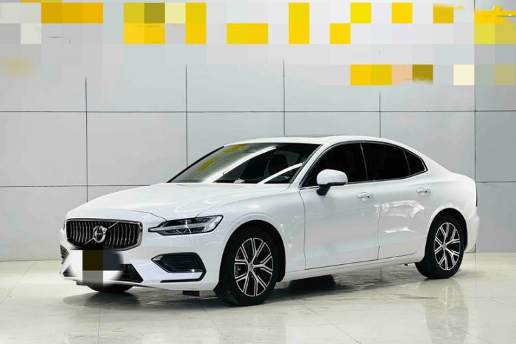 Used Volvo S60 2023 B4 Zhiyi Luxury Edition Guazi used car, China used car export, Used car for sale, Used  cars, Cheapest cars for sale