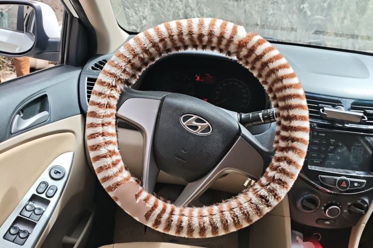 Used Hyundai Verna (older generation) 2016 1.4L Manual Smart GLS Trim