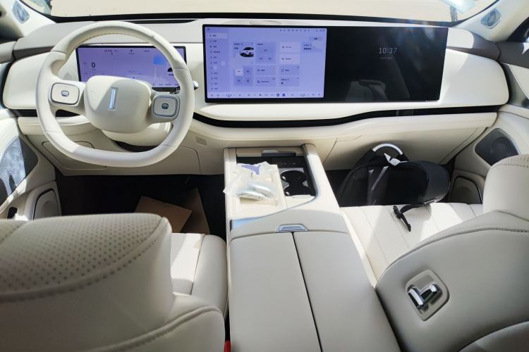 Used Wey Lanshan 2025 Four-Wheel Drive Max
