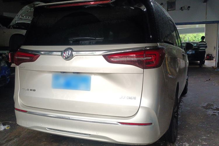 Used Buick GL8 2020 ES Land Cruiser 653T Flagship Model Rear Right 45 Deg