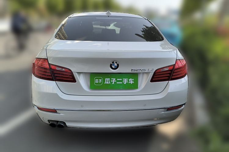 Used BMW 5 Series 2014 525Li Luxury Design Package
