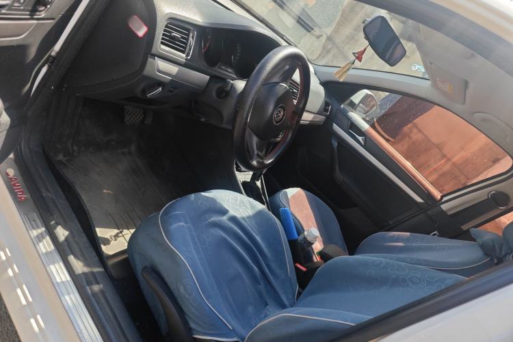 Used Volkswagen Lavida 2017 1.6L Automatic Fashion Edition Left Front Seat