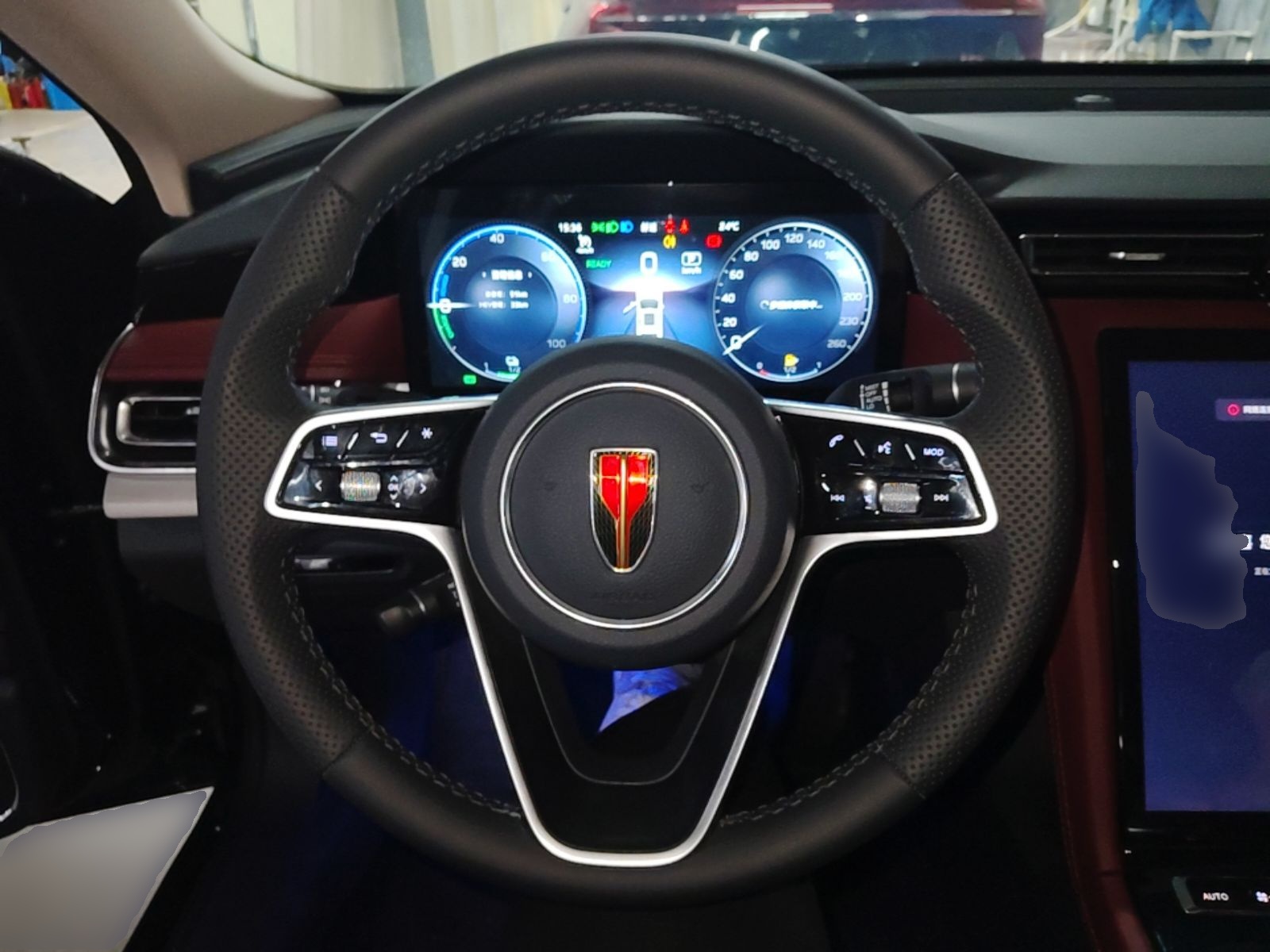 Hongqi H5 PHEV 2025 130 Super Hybrid Version — снимка 15