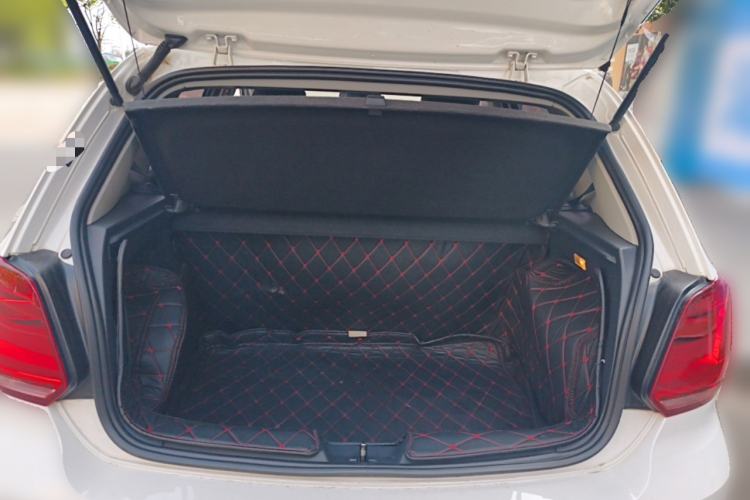 Used Volkswagen Polo 2016 1.4L Automatic Trendy Model
